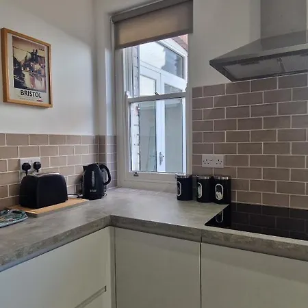 Restful Harbourside With Garden דירה