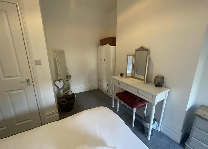 Restful Harbourside With Garden * Bristol