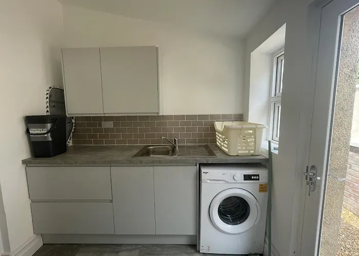 Restful Harbourside With Garden شقة بريستول