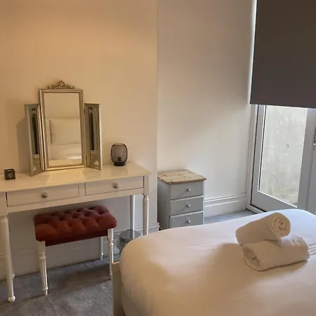 Apartament Restful Harbourside With Garden *