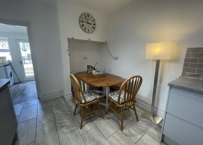 Appartement Restful Harbourside With Garden